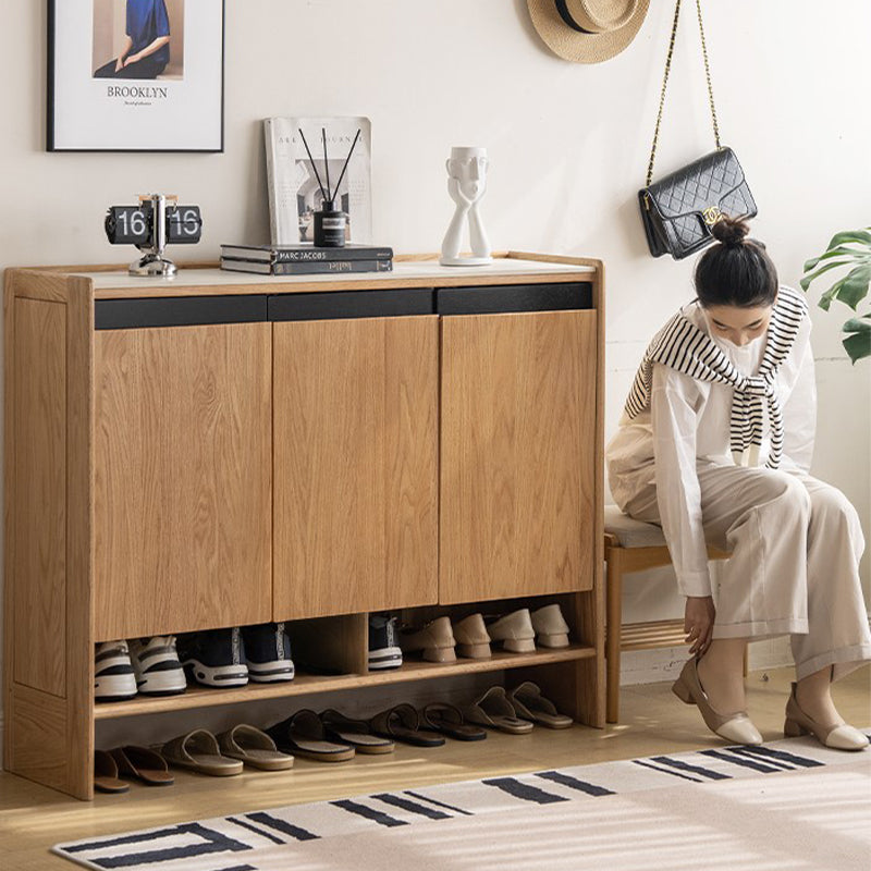 Stanley Solid American Oak 3-Door 2-Door Shoe Cabinet – view 2