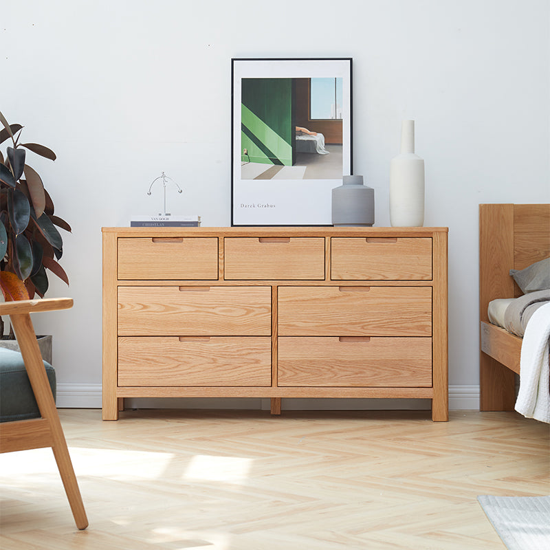 Aubrey Solid American Oak Chest of Drawers, 7 Drawers, 135cm – Natural Wood