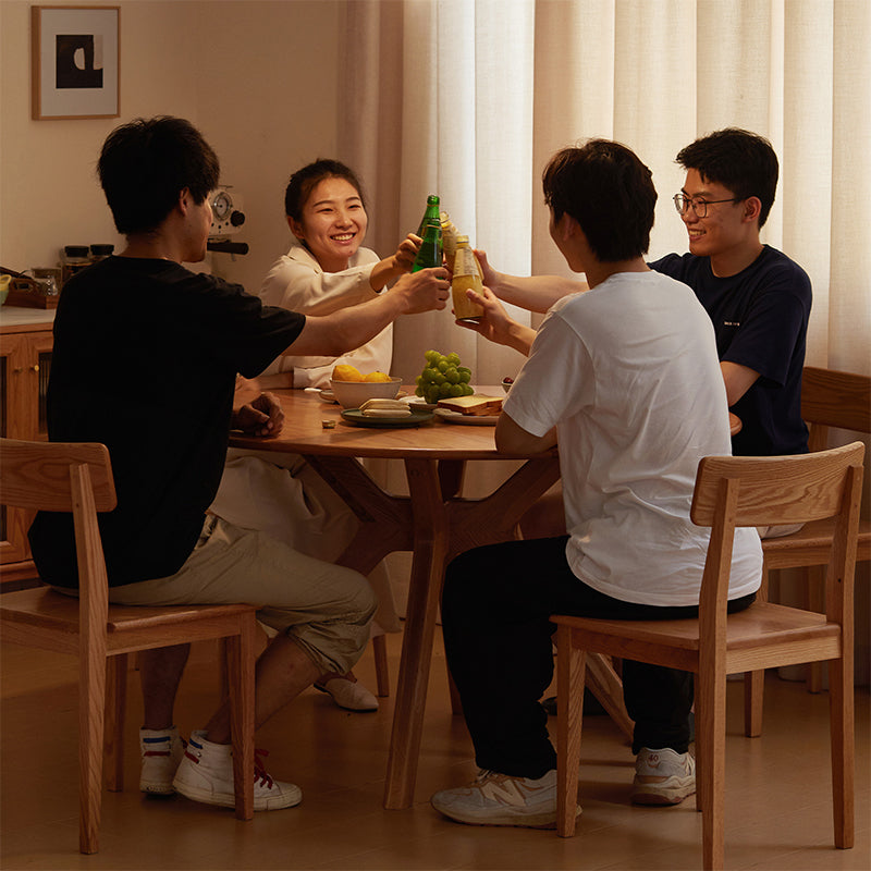 Roscoe solid oak round dining table – view 9