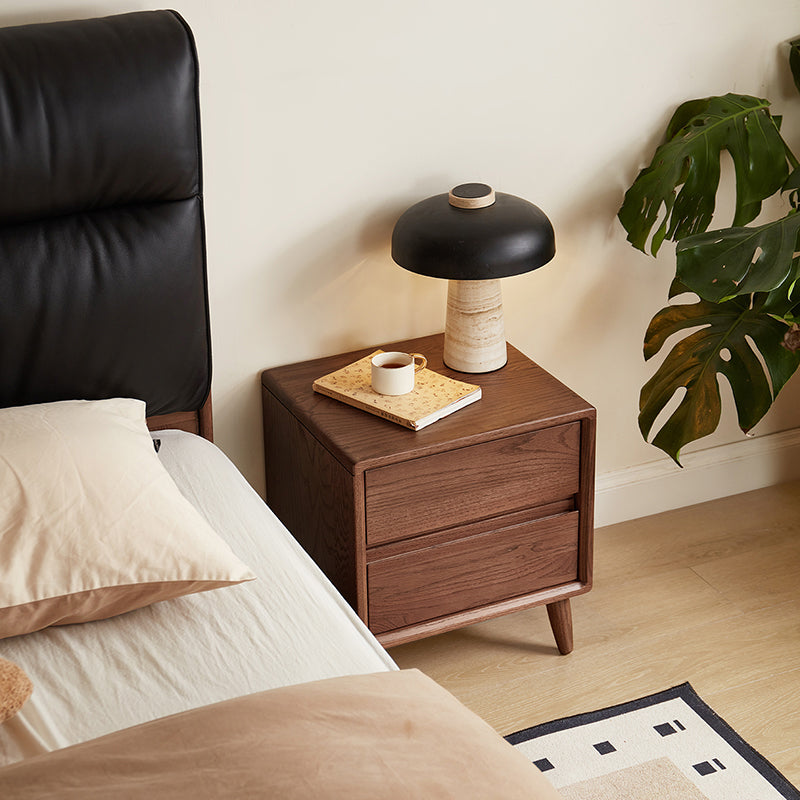 Harmony Solid American Oak Bedside Table – view 2