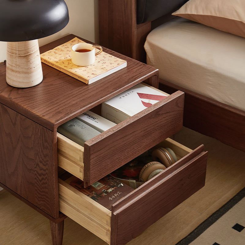 Harmony Solid American Oak Bedside Table – view 5