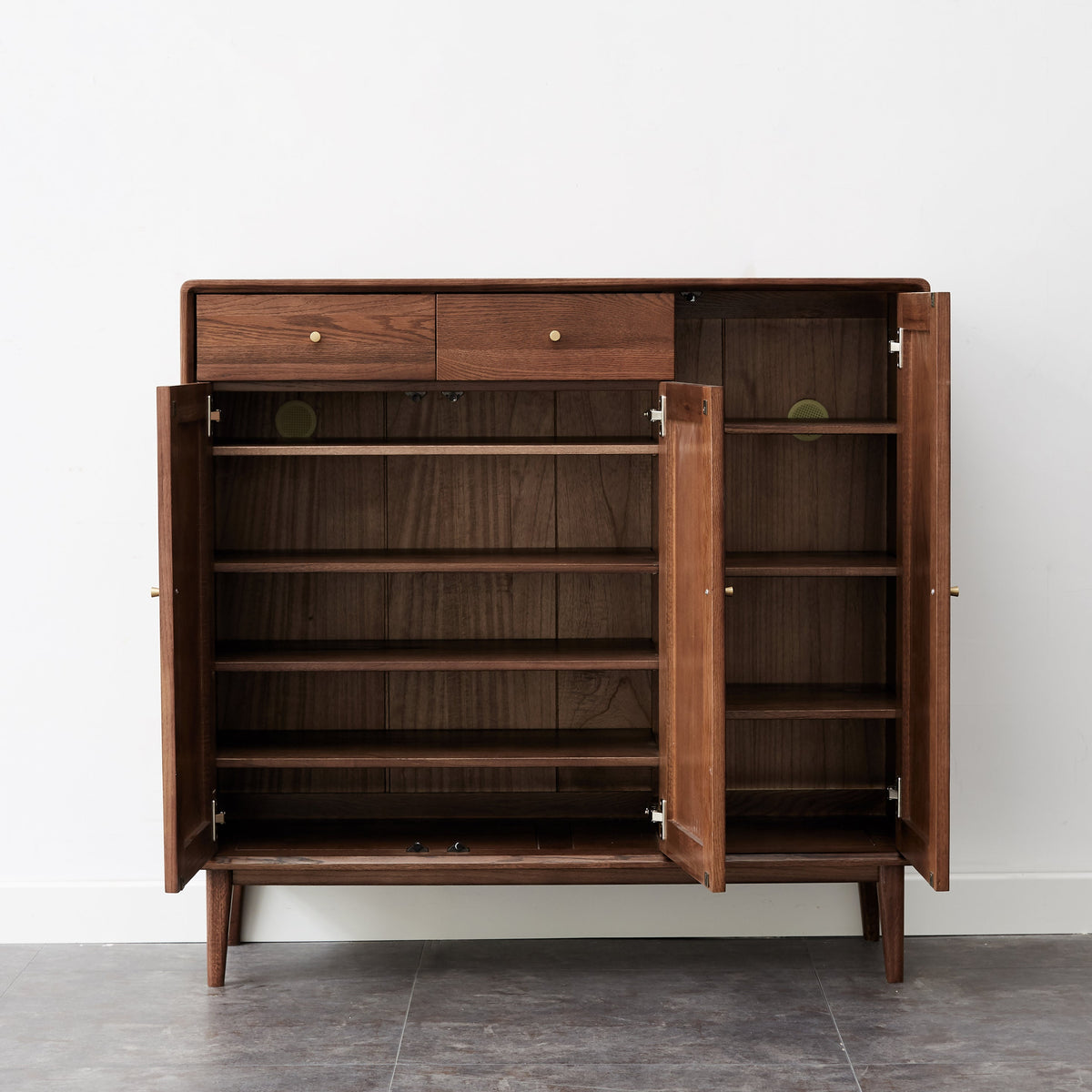 Solid American Oak 3-Door Shoe Cabinet with Drawers 110cm – view 2