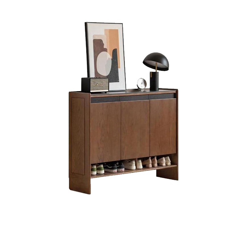 Stanley Solid American Oak 3-Door 2-Door Shoe Cabinet – view 16