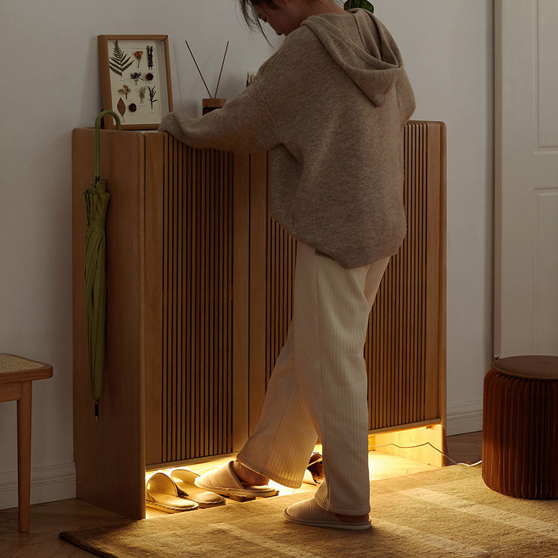 Rhys Solid Ash Slatted Shoe Cabinet 110cm – view 4